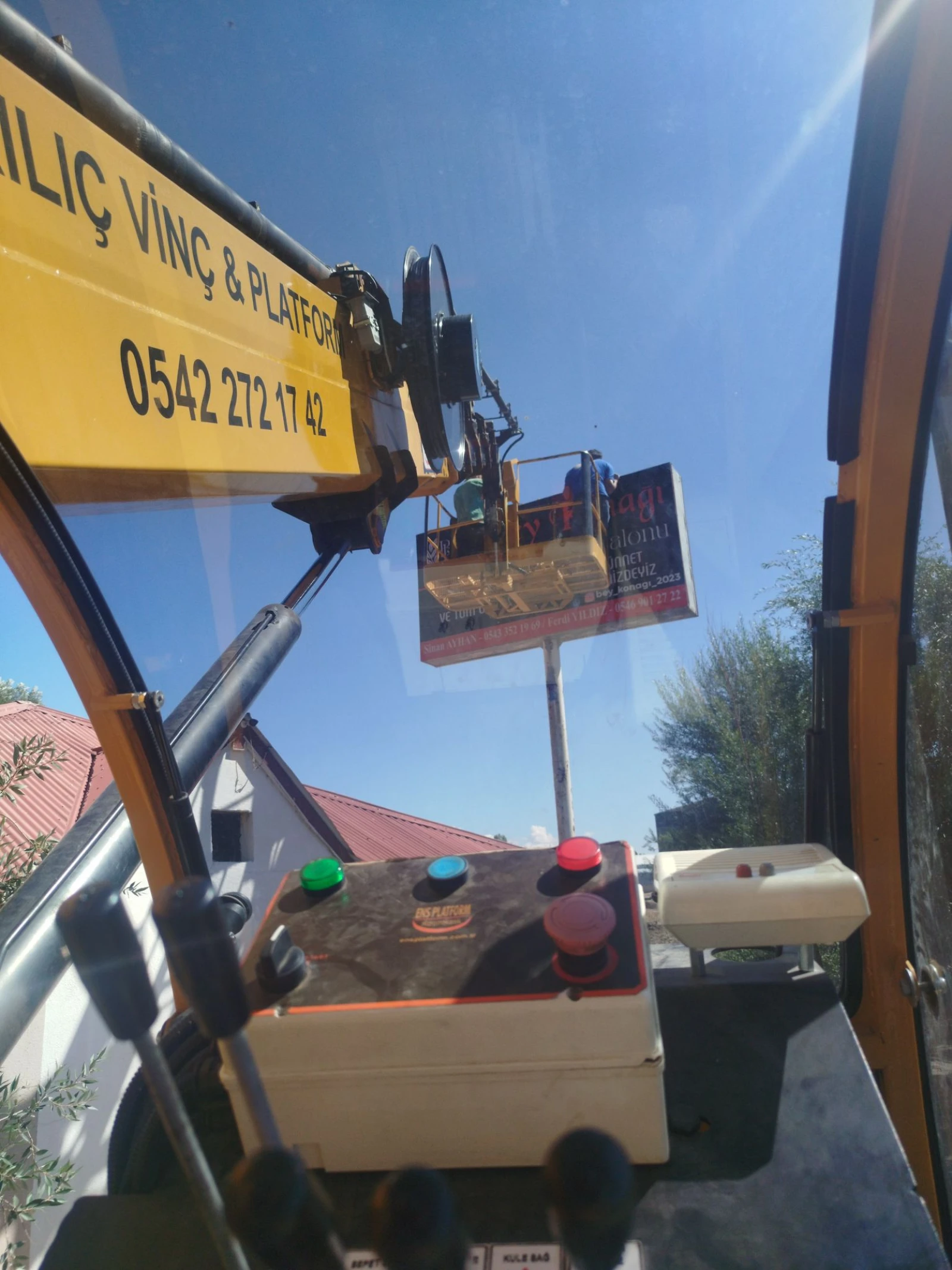 Manlift ve Personel Yükseltici